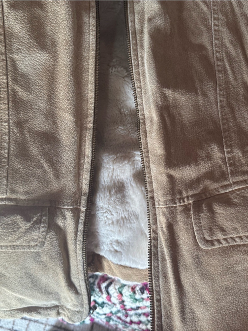 Wilson's Women's Tan Suede Shearling Jacket - Picture 4 of 6
